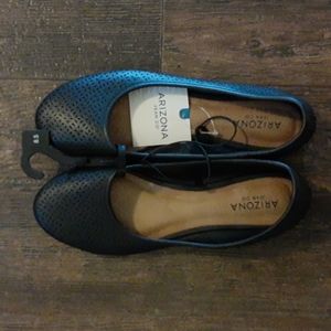 Women's shoes